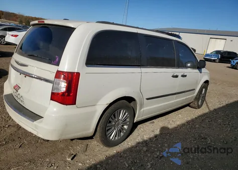 2013 Chrysler Town & Country Touring L from USA, damaged, VIN 2C4RC1CG2DR634676